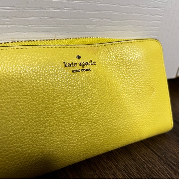 Kate Spade Accordion Zip Around Leather Wallet Yellow - Picture 2 of 11